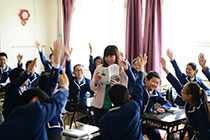 大鸡吧操逼av君谊中学“新初中”